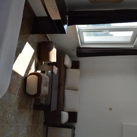 White House Apartament