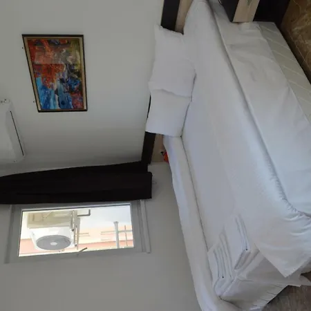 White House Apartament
